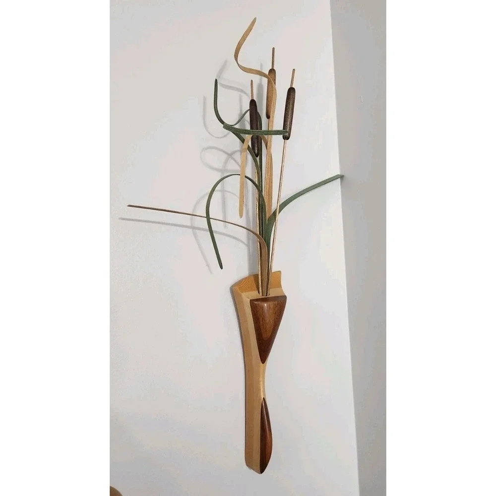 Wooden Wildflower Art Wall Hanging Decor Wood Cattails Pond Vase 3D Bulrush